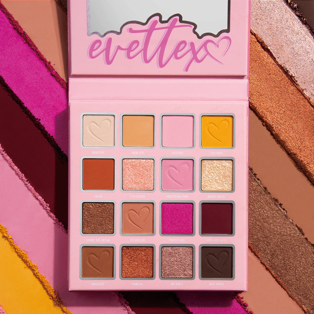 Beauty creations Evettexo eyeshadow palette